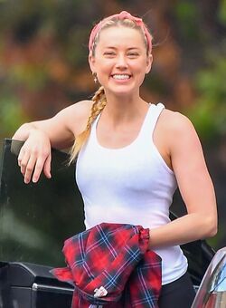 Amber Heard out on a hike in Pasadena