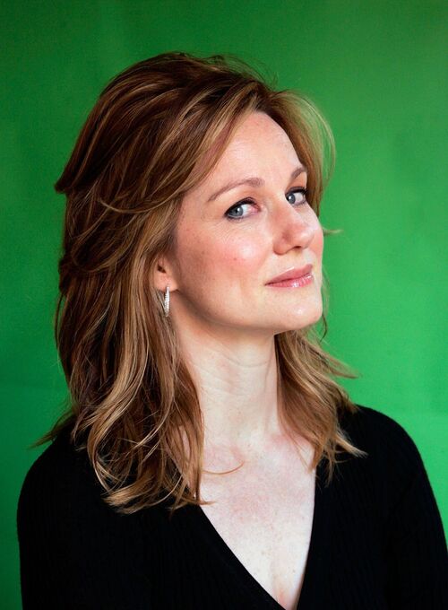 Laura Linney