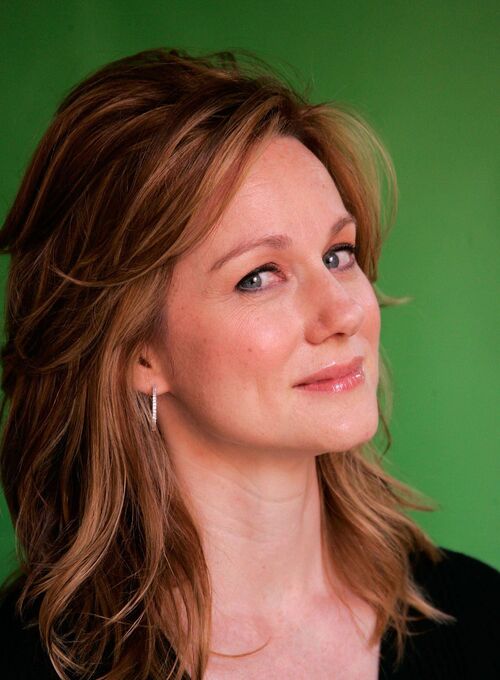 Laura Linney